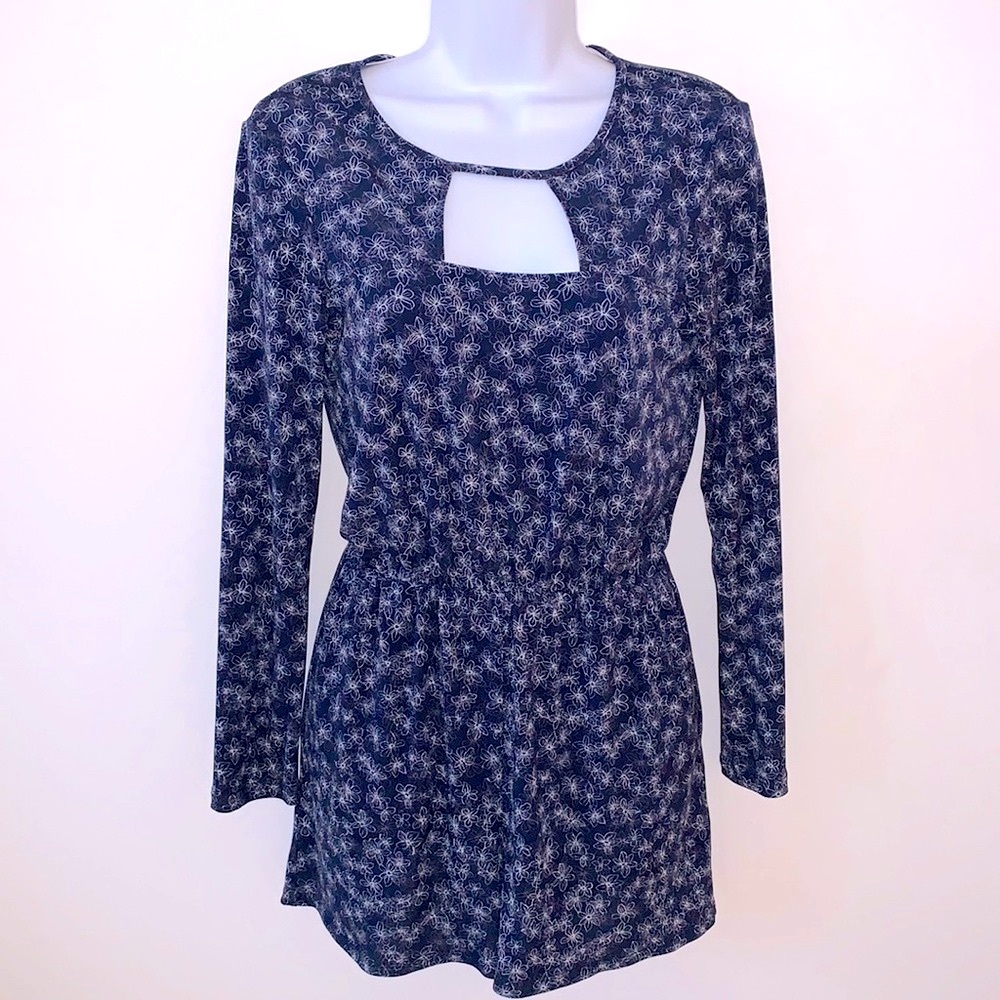 BCBGeneration Long Sleeve Blue Patterned Romper